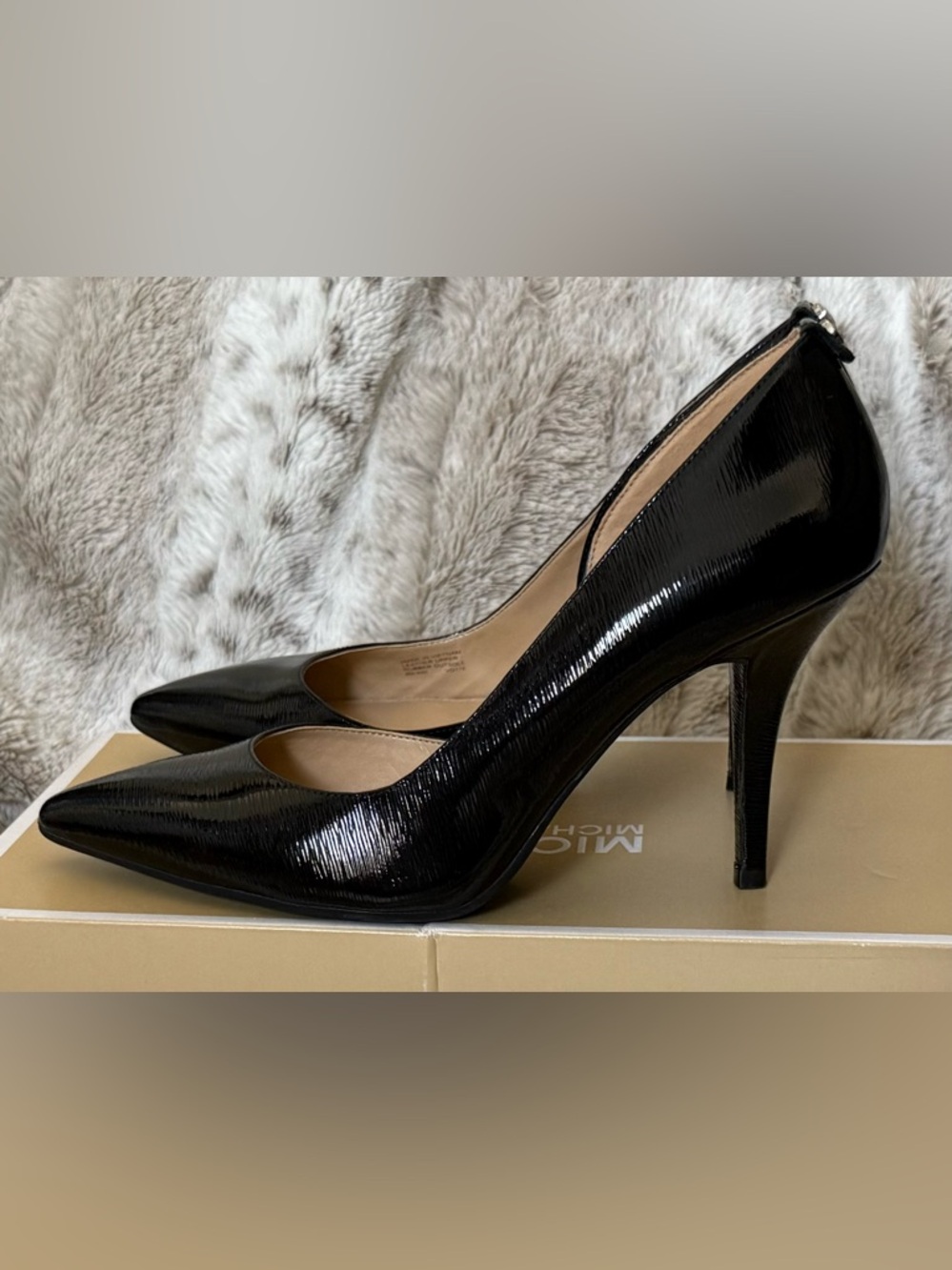 MICHAEL Michael Kors Black Patent Textured Pointed-Toe Pumps